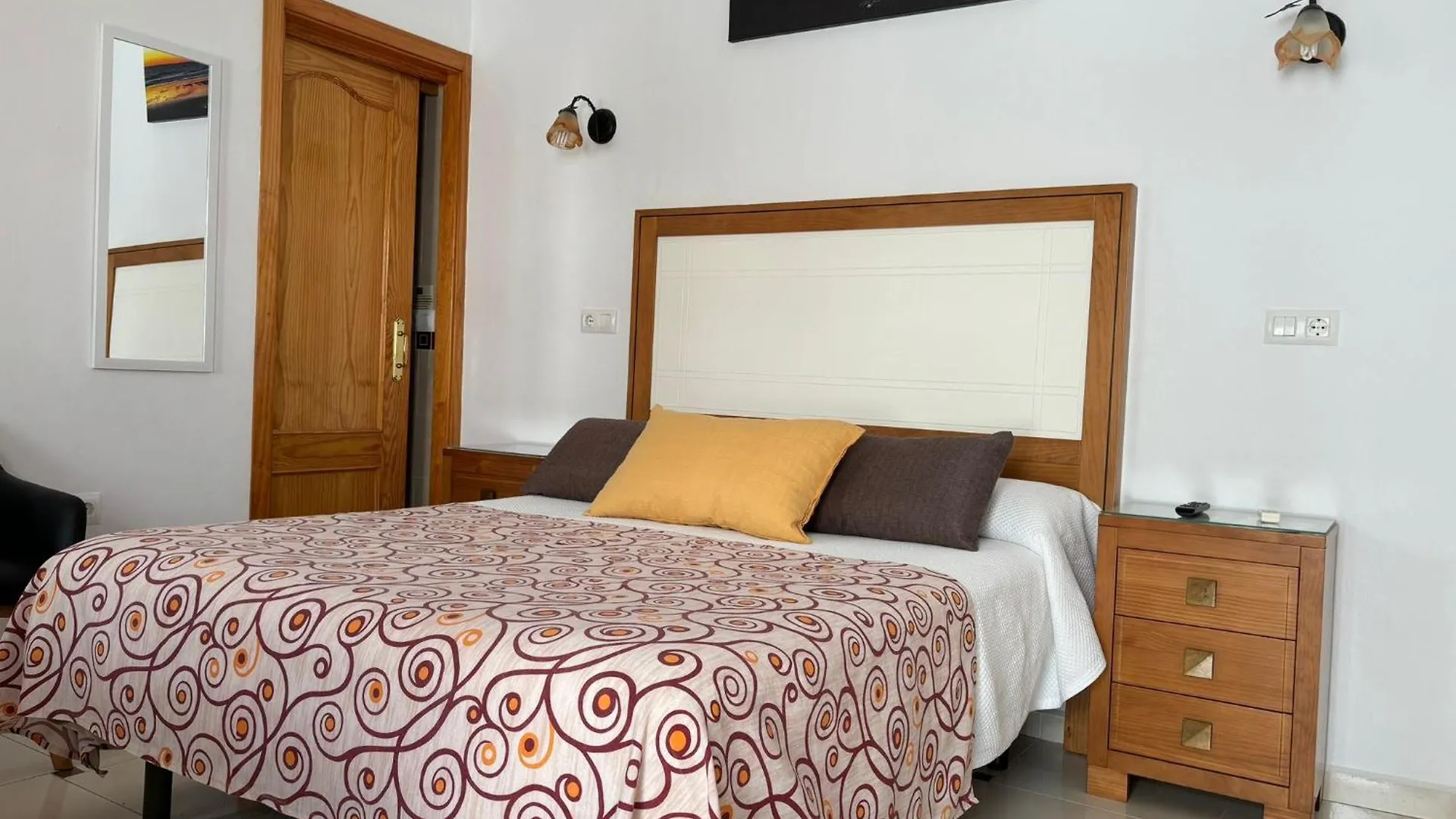 Hostal Los Arcos Hotel Chipiona Spain